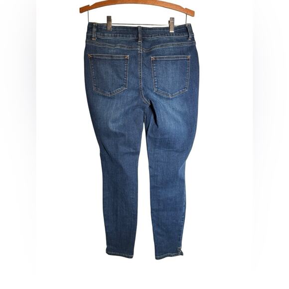 Maurices M Regular High Rise Stretch Jeans Medium Wash Slim Leg Seam Detail - Picture 4 of 6